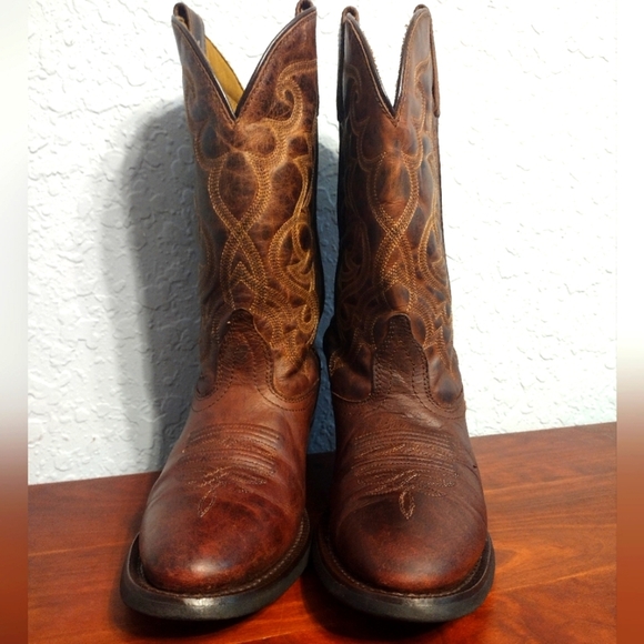 Laredo Women's Maddie Embroidered Round Toe Pull On Leather Boots - Picture 2 of 8